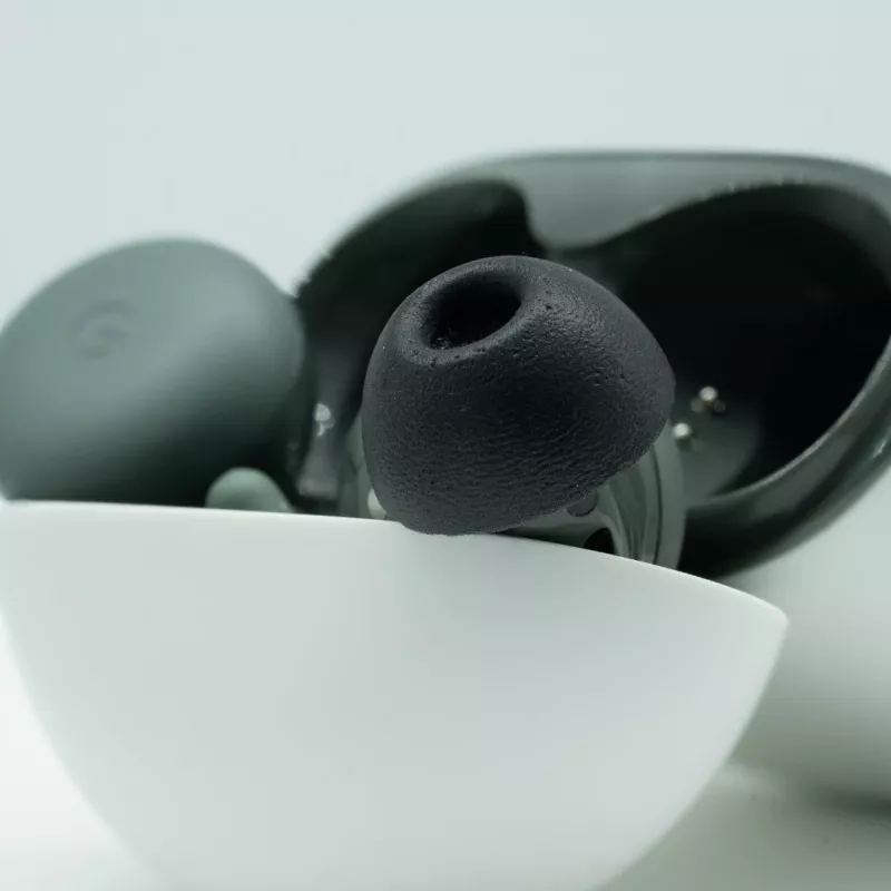 Comply ausinių antgaliai, tinkantys Google Pixel Buds ir Pixel Buds A-Series, M dydžio
