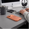 Tech-Protect BasicMag MagSafe dėklas, skirtas Apple iPhone 17 Pro Max / 18 Pro Max, matinis Cosmic Orange