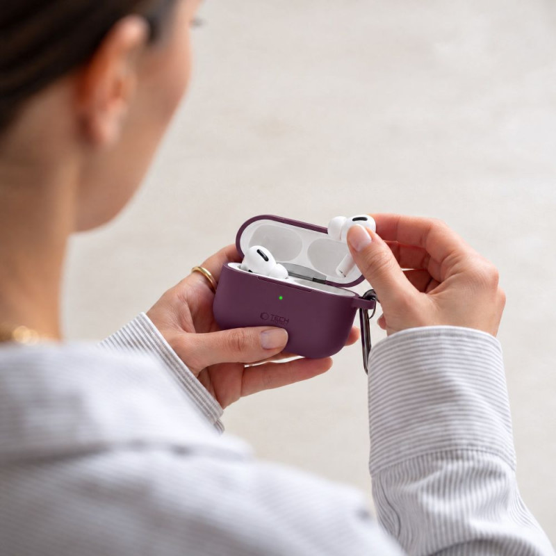 Tech-Protect Silicone Hook THP6103 Apple AirPods Pro 3 įkrovimo dėklo užvalkalas, bordo