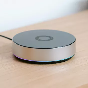 „Athom Homey Bridge“ išmaniojo namo valdiklis – „Zigbee“, „Z-Wave“, „Bluetooth“, „Wi-Fi“ – juodas/sidabrinis