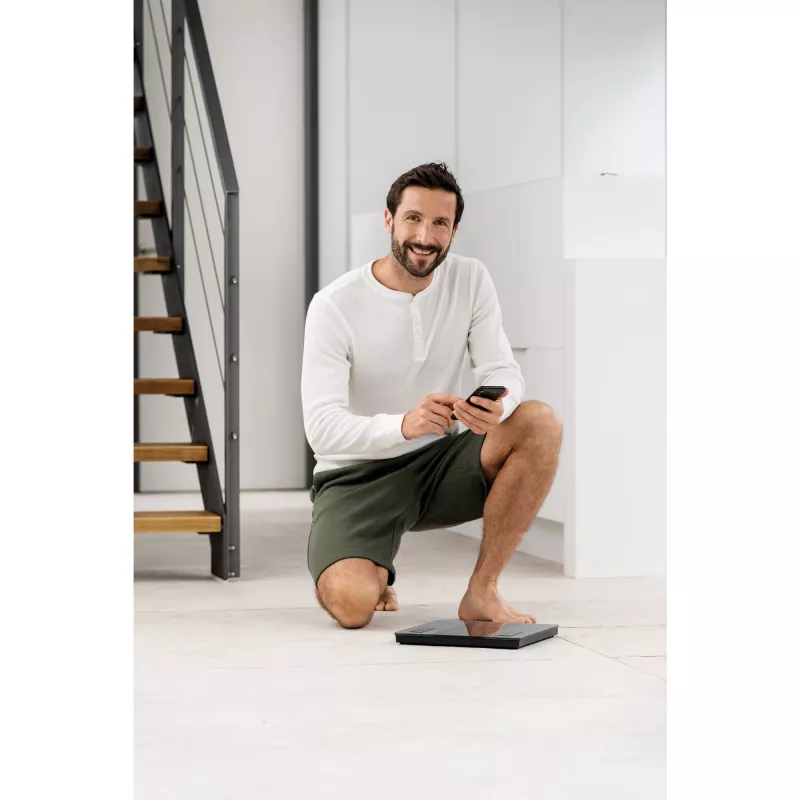 Beurer BF 500 Super Black Edition diagnostinės svarstyklės su Bluetooth