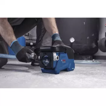 BOSCH POWERTOOLS Belaidis vandens perdavimo siurblys GTP 18V-28 Solo, 18V (Mėlyna/Juoda, be akumuliatoriaus, švariam vandeniui)