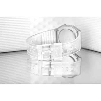 Casio F-91WS-7DF skaitmeninis laikrodis – permatomas baltas korpusas iš dervos, unisex, kvarcinis, LED apšvietimas, atsparus vandeniui 3 ATM