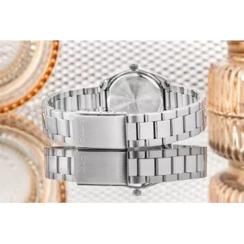 CASIO LTP1302PD7A1V Unisex Analoginis Kvarcinis Laikrodis, Sidabrinis Nerūdijantis Plienas, 34.5 x 30.2 x 8.7 mm
