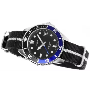 Casio MDV-10C-1A2VEF Vyriškas nardymo laikrodis, juodas, nerūdijantis plienas, derva