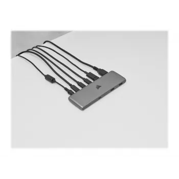 Corsair USB100 7 prievadų USB-C šakotuvas su 4 USB 3.0 Type-A ir 3 USB-C prievadais, 5 Gbps, aliuminis, juodas | Kur.lt