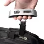 ELDOM WB10 Skaitmeninės bagažo svarstyklės 50 kg su apšviestu LCD ekranu, nerūdijančio plieno kabliu, tare ir hold funkcijomis