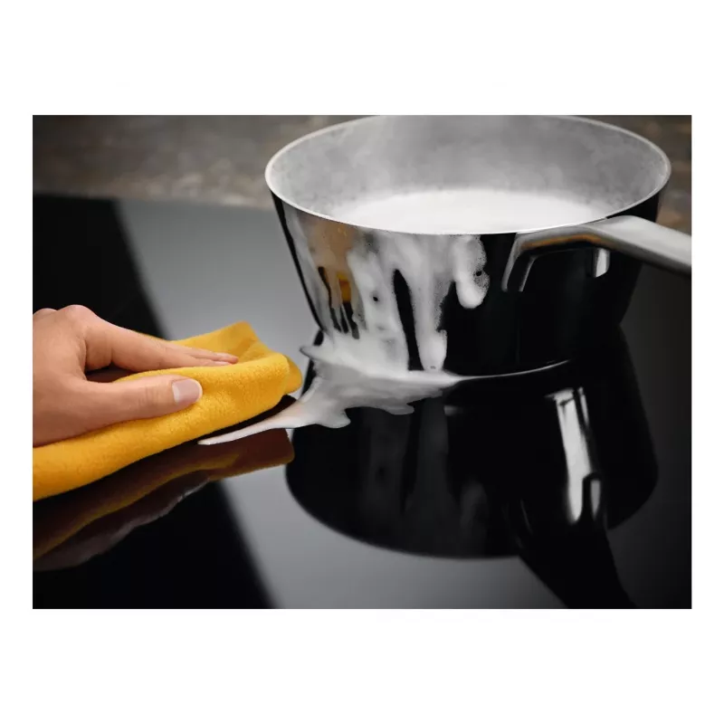 Electrolux EIV64453 Juoda įmontuojama 60 cm zoninė indukcinė kaitlentė su 4 zonomis