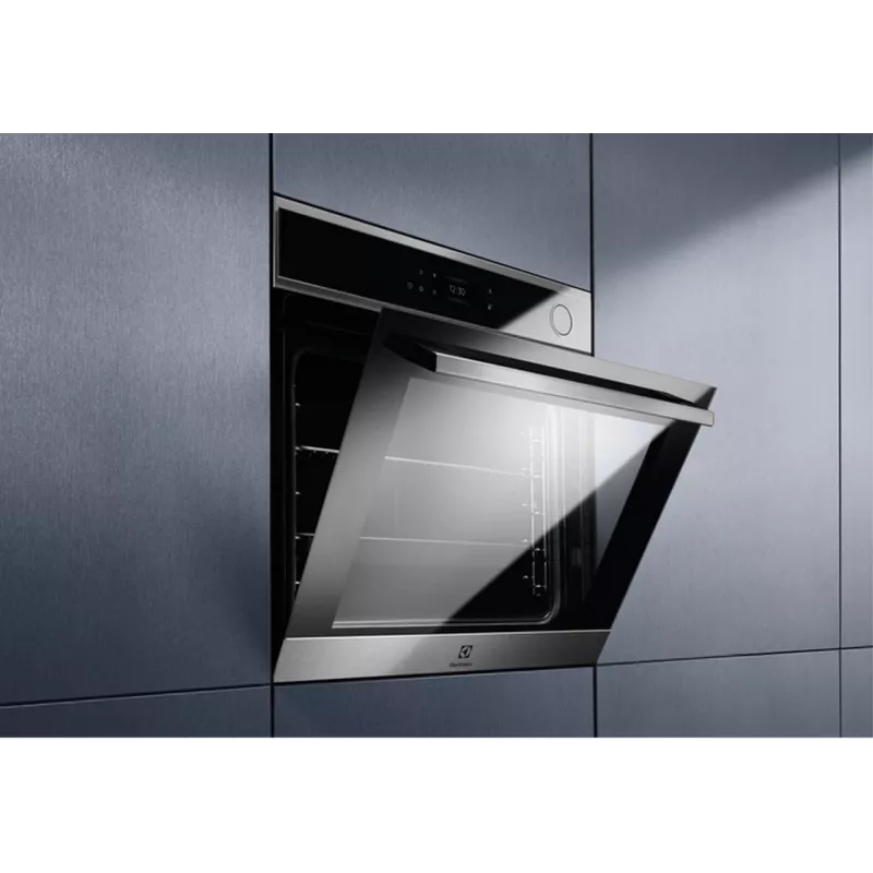 Įmontuojama elektrinė orkaitė Electrolux EOC8P39WX su pirolitiniu valymu, 71 l, A+, nerūdijantis plienas