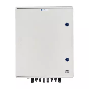 EMITER EM-1009_DCAC Skirstymo dėžė PV DC/AC Hermetiška IP66 su Dehn 1000V 2 tipo viršįtampio apsauga, 6 x PV eilutė, 6 x MPPT // AC Dehn 2 tipas, 100A 3 fazės, FR 100A, fazių signalizacija + kištukinis lizdas
