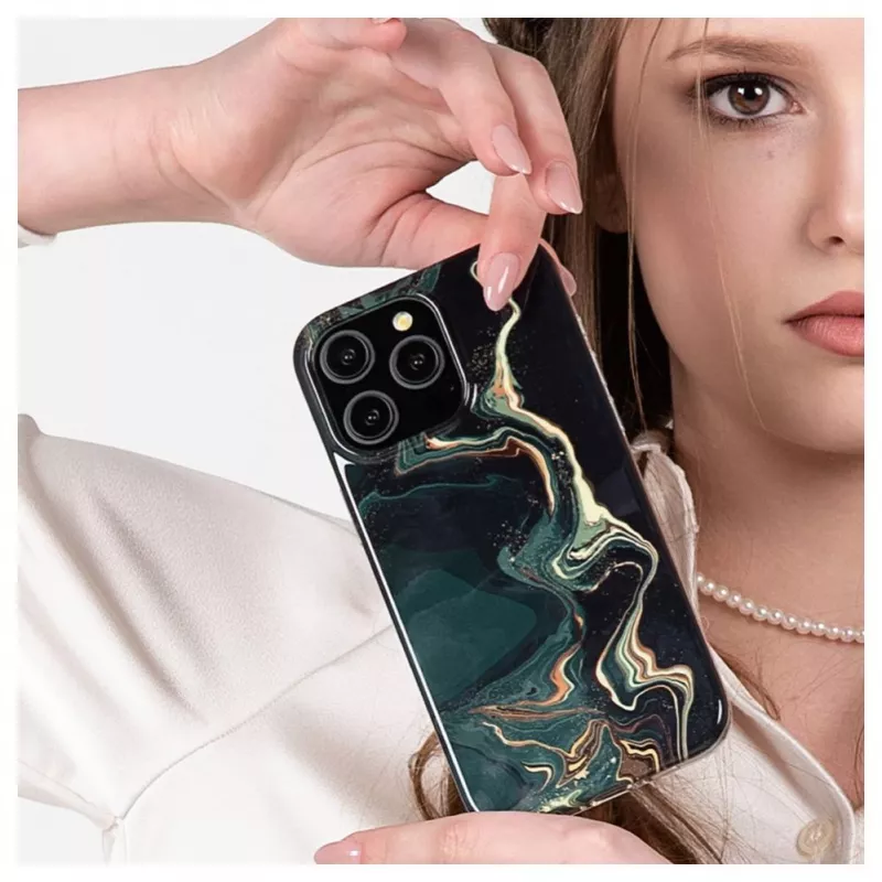 Evelatus Apple iPhone 15 Pro PC dėklas su individualiu marmuro raštu, tamsiai žalia