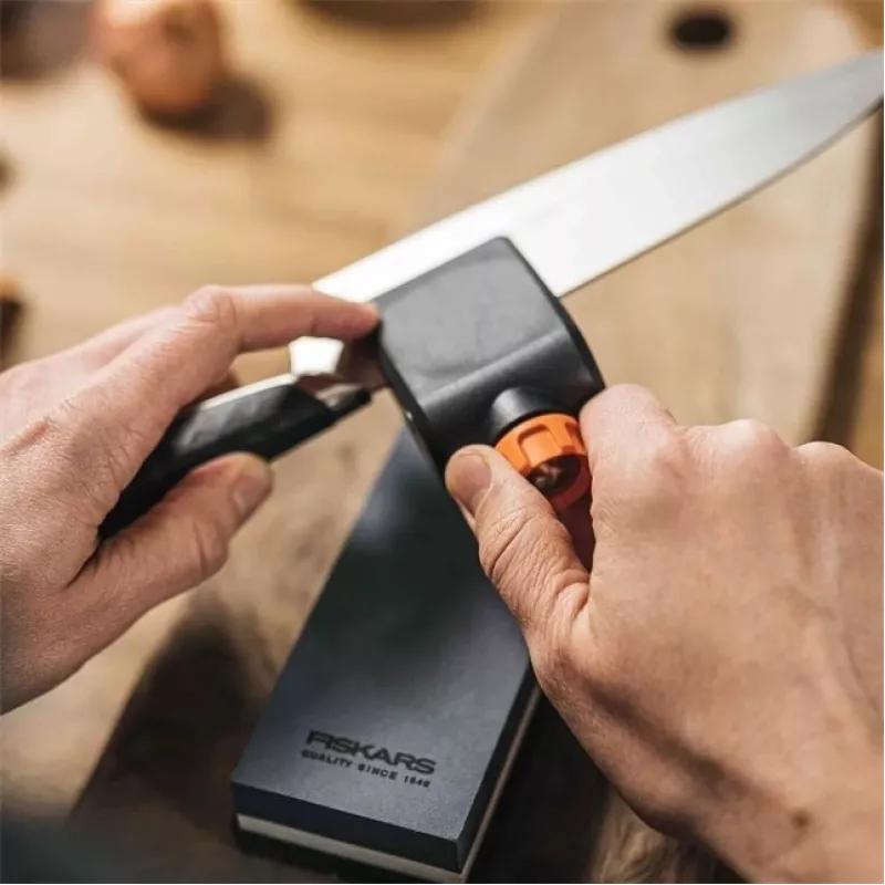 Fiskars Premium galandimo rinkinys – galandimo akmuo