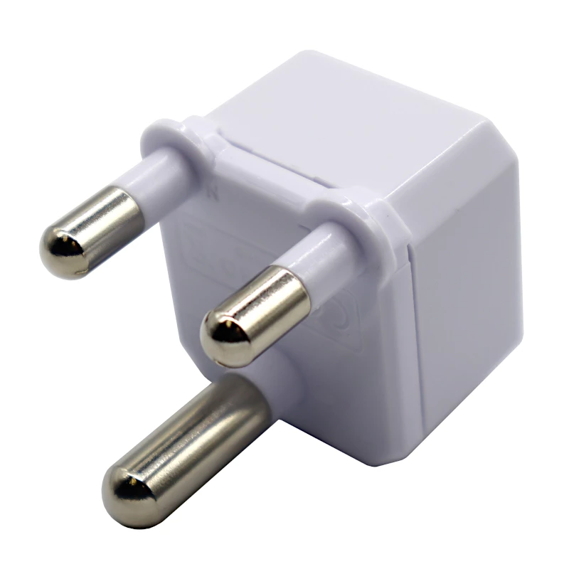 GIZZU GUTASA Universalus kelionių adapteris su 17W USB-C PD ir dviem USB-A prievadais