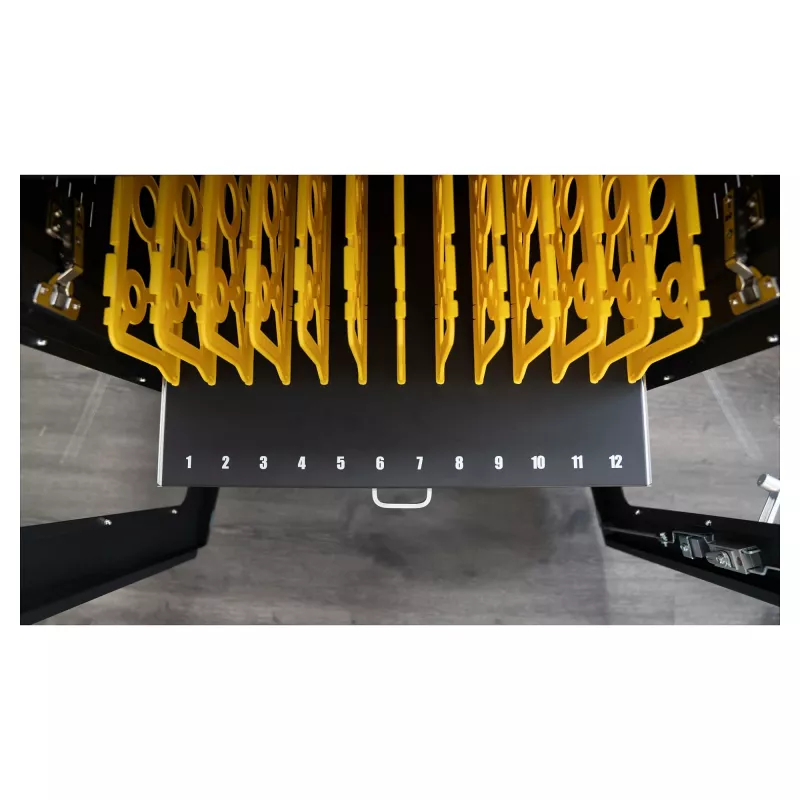 GoodConnections ANTARES PRO N24C įkrovimo spinta nešiojamiesiems kompiuteriams iki 15,6 colio, USB-C 65W PD 3.0, UVC dezinfekcija, juoda
