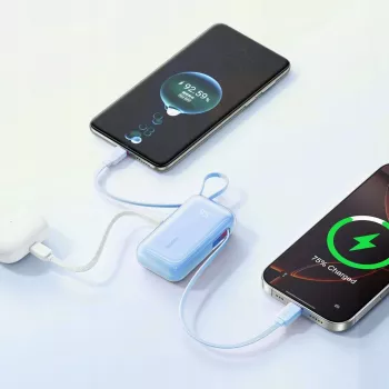 Joyroom JR-PR2L 10000mAh 35W Power Bank su Skaitmeniniu Ekranu, Įmontuotais Ištraukiamais USB-C ir Lightning Laidais (0,7 m), Mėlyna