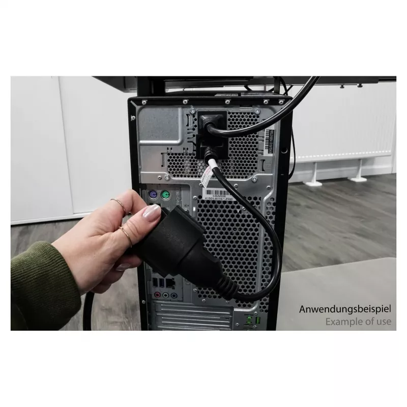 Kabelmeister C14 į Schuko lizdą adapterio laidas 0,15 m, juodas