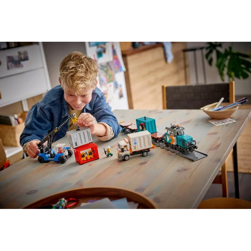 LEGO City 60509 Uosto krovininis traukinys su kranu ir sunkvežimiu