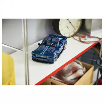 LEGO Technic 42236 Ford Mustang GT Custom Garage Race Car Building Set – 544 detalių, 2 užvedimo varikliai, AR programa, 9+