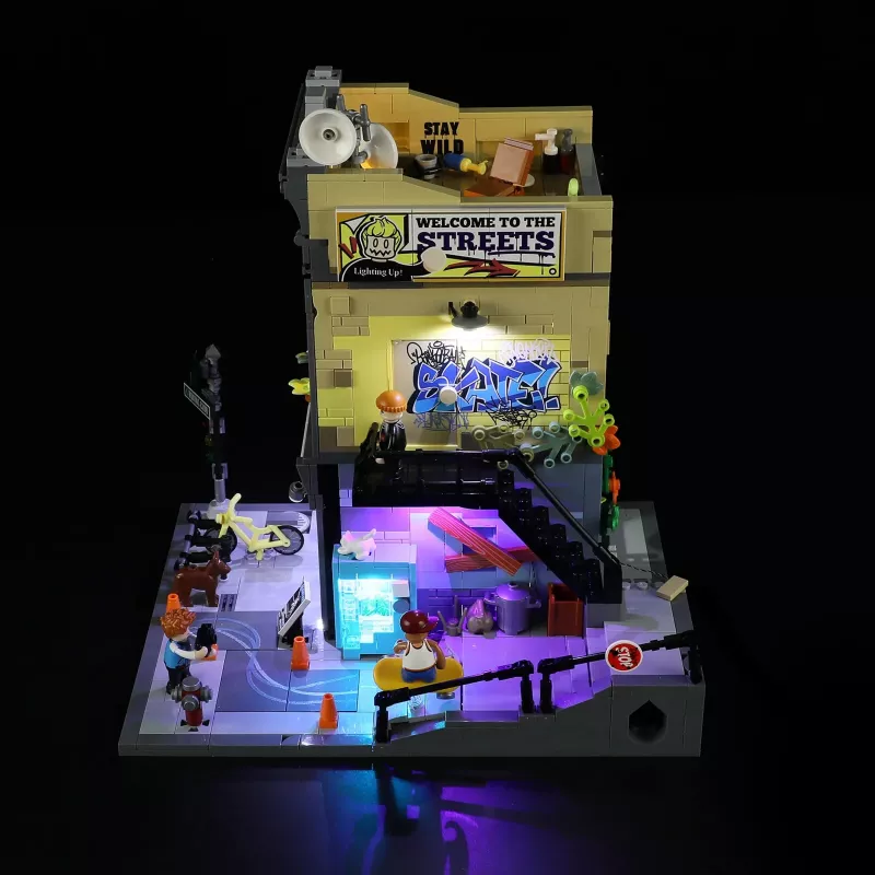 LEGO Creator 3-in-1 31050 Lumibricks Skateboard Shop