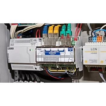 MOBOTIX MX-SWITCH1 – tinklo jungiklis, 4x10/100 (PoE+), DIN bėgis