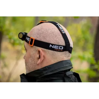 Neo Tools 99-029 2000 Lumen CREE XHP50.2 LED įkraunamas USB žibintuvėlis ant galvos