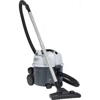 Nilfisk 107421157 sausasis dulkių siurblys iš perdirbto plastiko, 800 W, 10 L, 69 dB, 10 m laidas