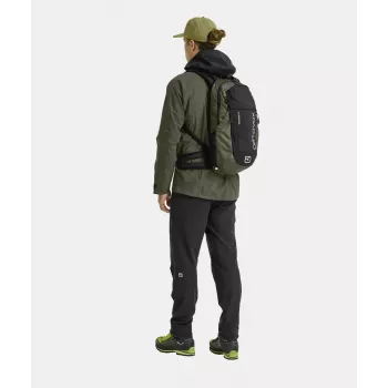 ORTOVOX Traverse 20 20 L Juoda