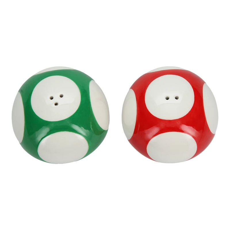 Paladone Super Mario Mushroom druskos ir pipirų indeliai – raudonas ir žalias keramikos rinkinys