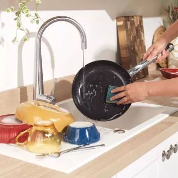 Russell Hobbs RH03804 Riviera 24cm Keptuvė – Kaltas Aliuminis, Keraminė Sustiprinta Nelipni Danga, Tinka Indukcijai