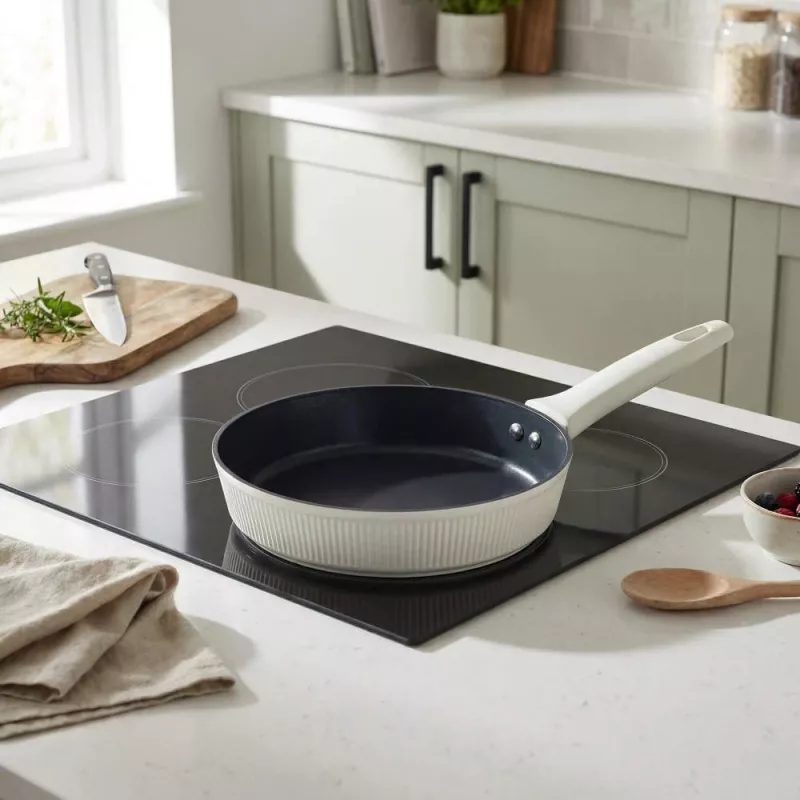 Russell Hobbs Cote 28 cm keptuvė, kreminės spalvos