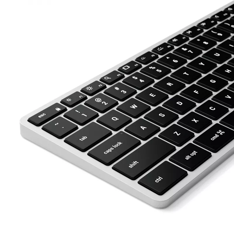 Satechi Slim X3 Bluetooth klaviatūra su skaičių bloku – sidabrinė