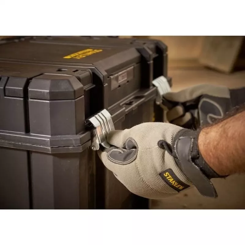 Stanley FATMAX PRO-STACK Tool Hard Case, 22L, IP54, juoda su geltonais akcentais