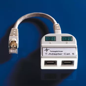 Telegärtner Token Ring skirstytuvas RJ45 vyriškas į 2x RJ45 moteriškus, ekranuotas, šviesiai pilkas J00029A0011