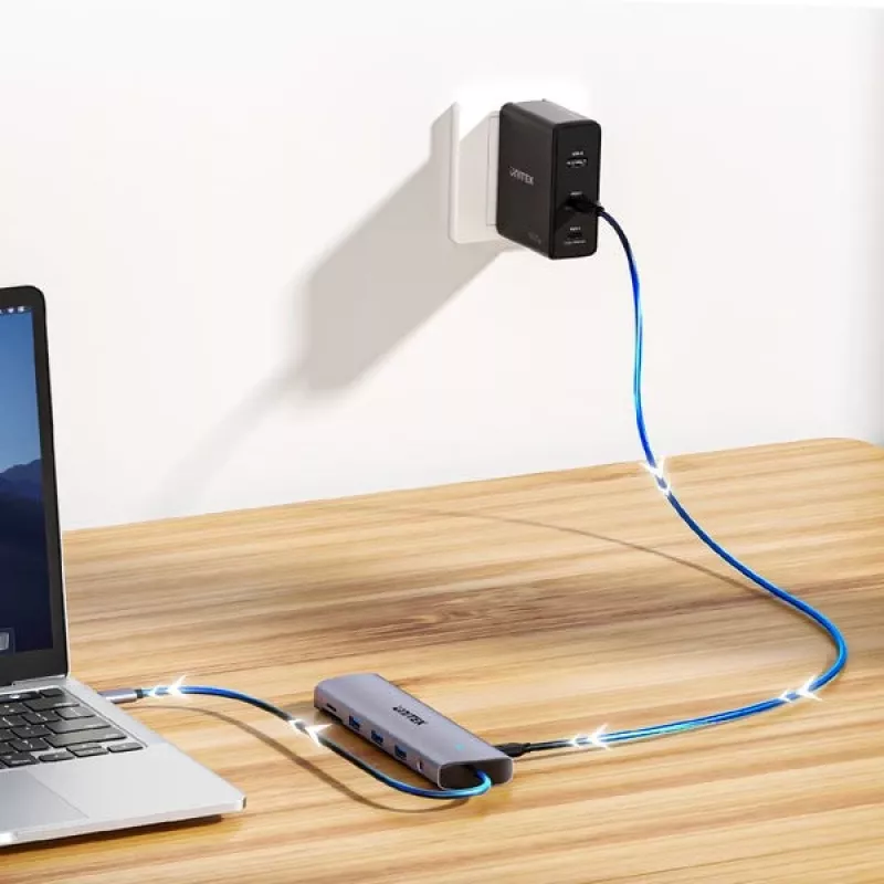 Unitek 4 prievadų USB 3.0 šakotuvas su 30 cm kabeliu, pilkas