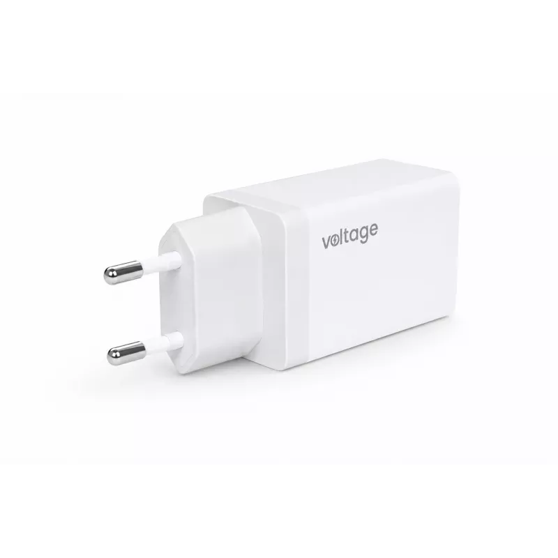 Voltage GaN 67W sieninis įkroviklis, 2x USB-C ir 1x USB-A, PD 3.0, QC 3.0, PPS, EU kištukas, baltas