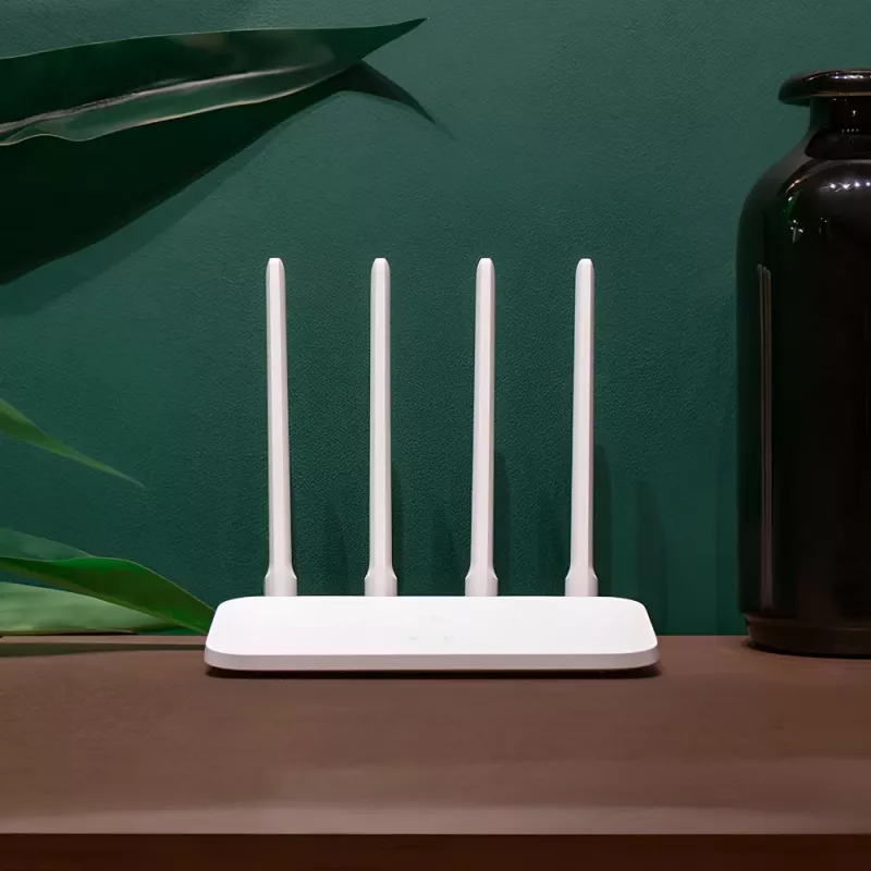 Xiaomi Mi Router 4C Wi-Fi 4 belaidis maršrutizatorius (2,4 GHz, 300 Mbps, 4 antenos, 3x Fast Ethernet) baltas