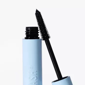 XLASH Weightless Mascara – ilginantis, apibrėžiantis, rietukus suteikiantis, nesitepantis, veganiškas tušas, 9 ml, juoda